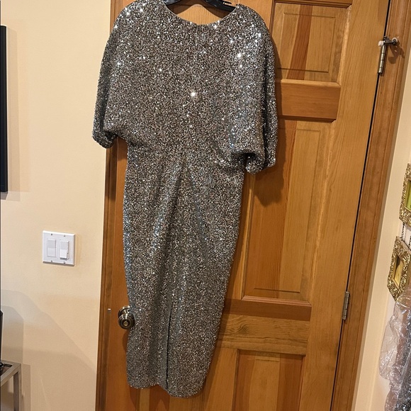 Badgley Mischka Sequin Cocktail Dress Gunmetal Size 10 v-neck Midi Glam - Picture 6 of 8
